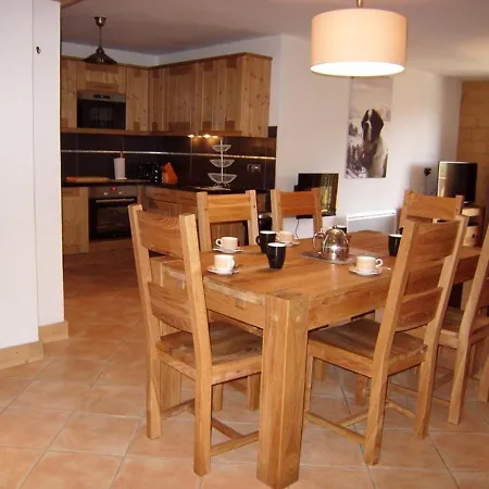 8 Personnes, Piscine, Wifi, 4 Ch, Parking - Fr-1-733-123 Crest-Voland